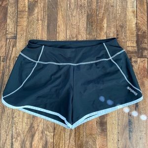 Reebok Solid Run Short